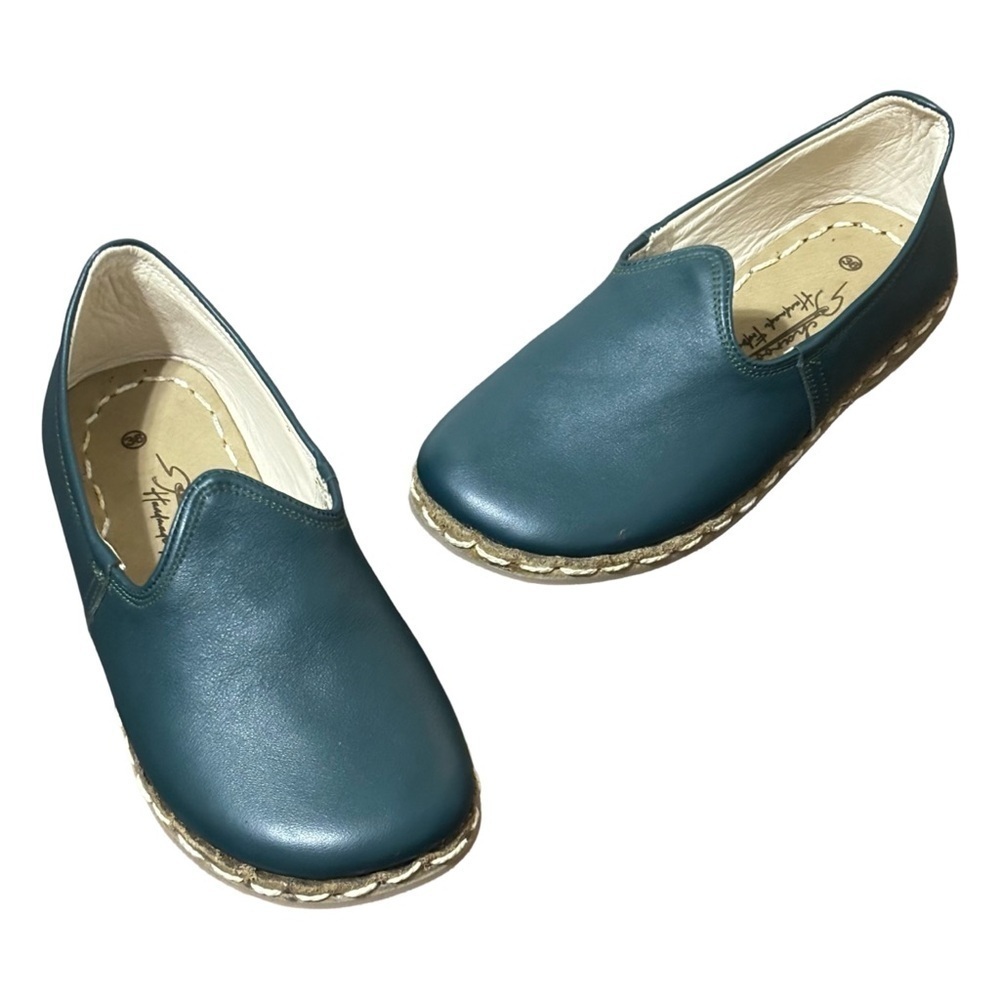Genuine Leather Comfort handcrafted,Jade green size 6